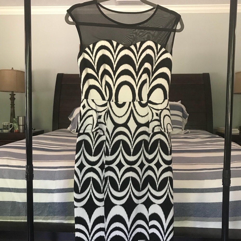 Valerie Bertinelli dress - black/white